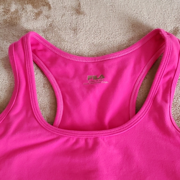 FILA workout tank like new - Picture 2 of 5